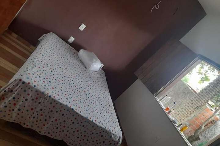 Room 3 of 33