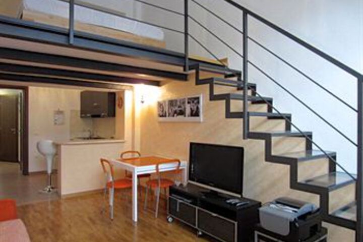Room 103 of 159