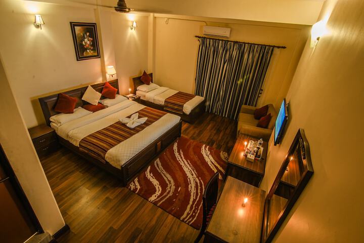 Room 6 of 51