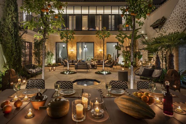 Hotel Exterior 63 of 77