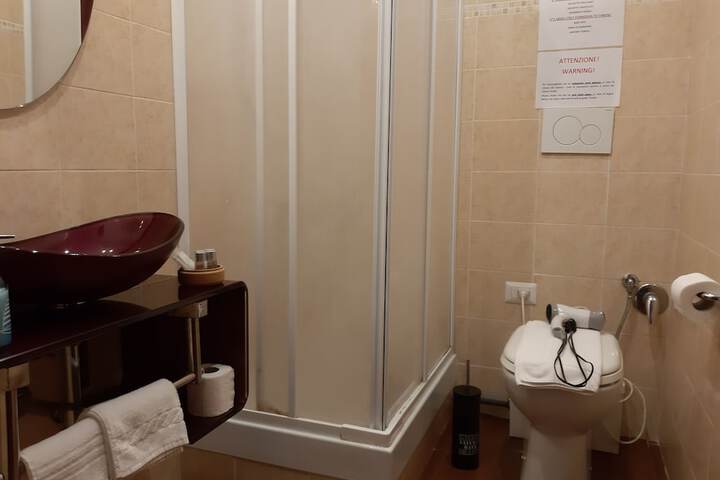 Room 19 of 36