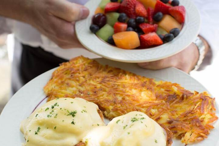 Breakfast meal