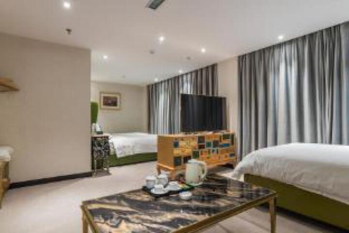 Room 21 of 23