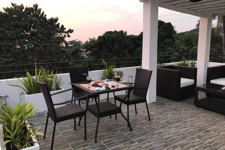 Lounge 117 of 152
