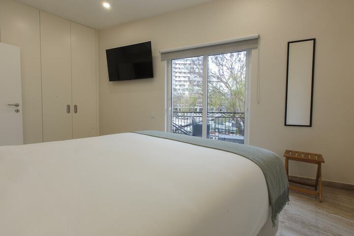 Room 18 of 79