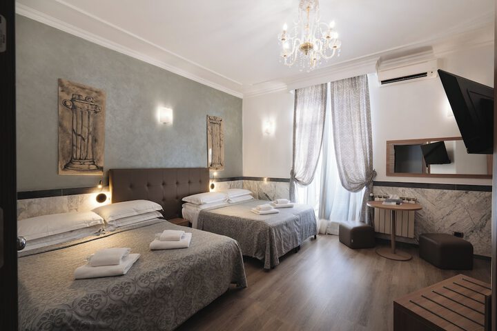 Room 6 of 180