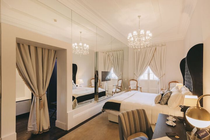 Room 47 of 147