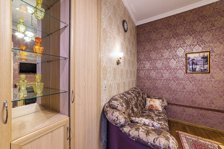 Room 44 of 75