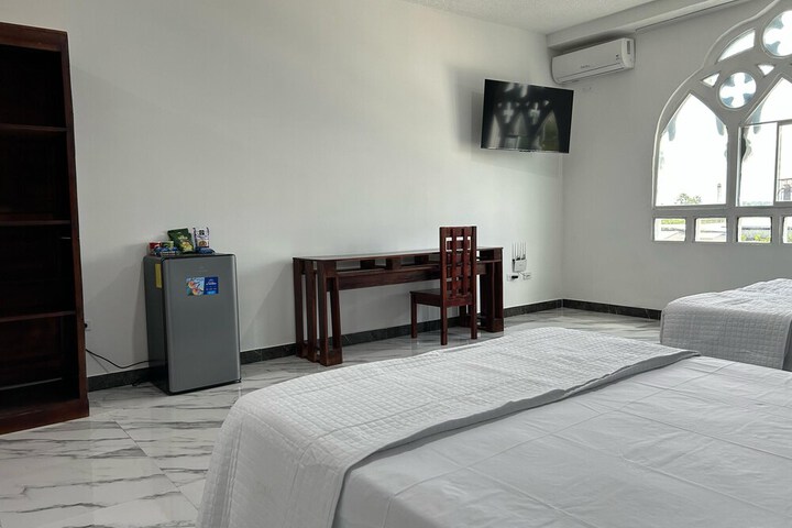 Room 15 of 74