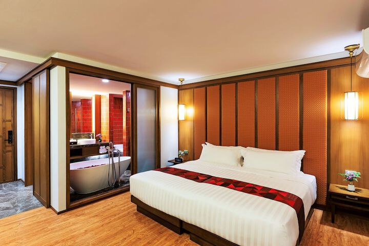 Room 13 of 41