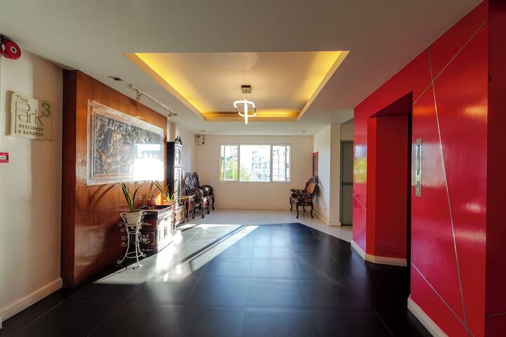 Hotel 76 of 77