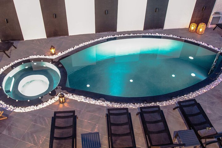 Pool 26 of 29