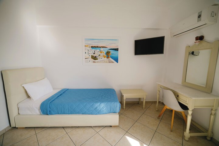 Room 53 of 122