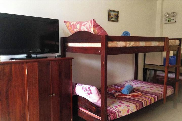 Room 10 of 91