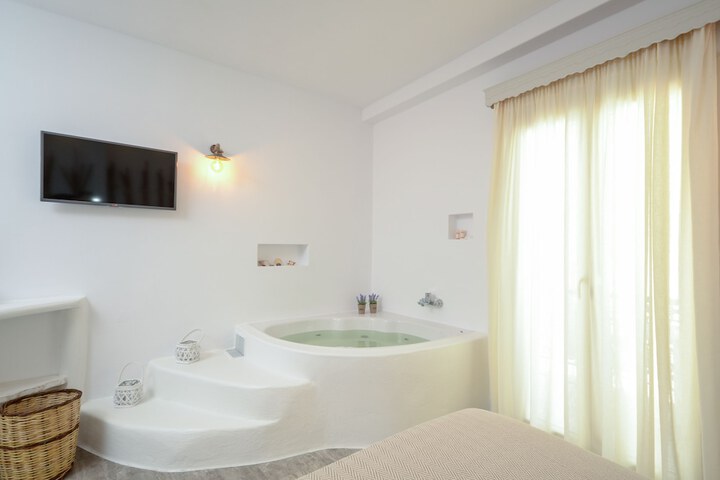 Room 29 of 52