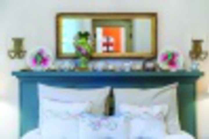 Room 328 of 384
