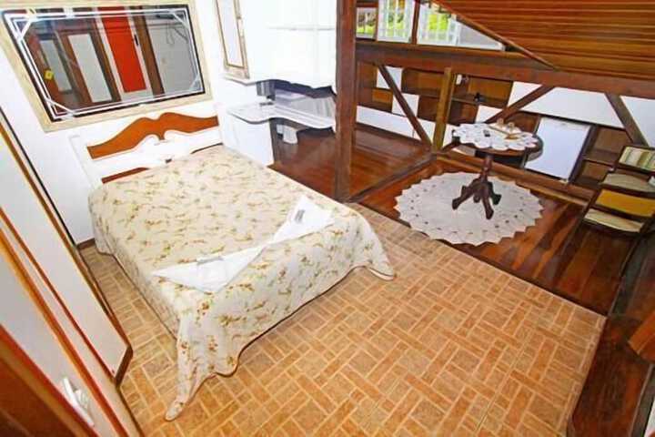 Room 22 of 49