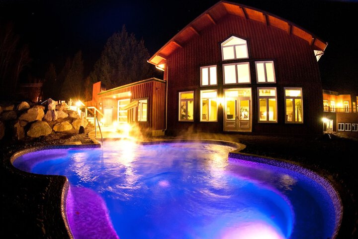 Hotel with Pool