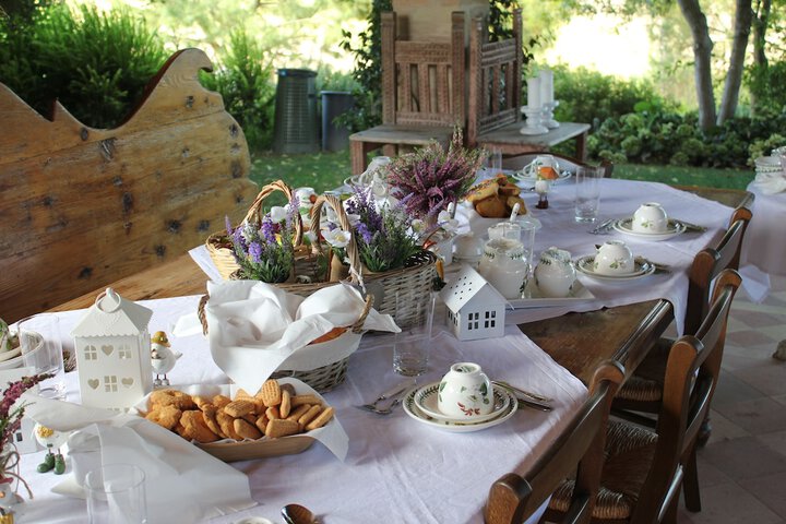 Breakfast/Coffee Service 48 of 68