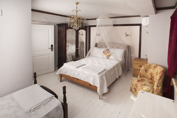 Room 16 of 55