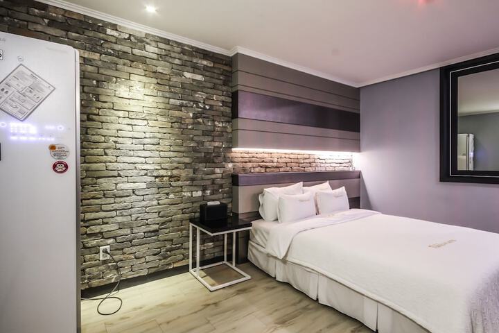 Room 58 of 118