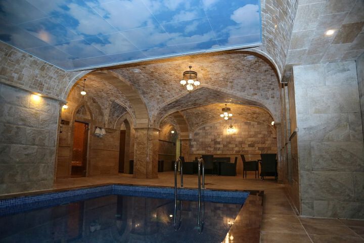 Pool 31 of 43