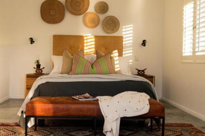 Room 5 of 25