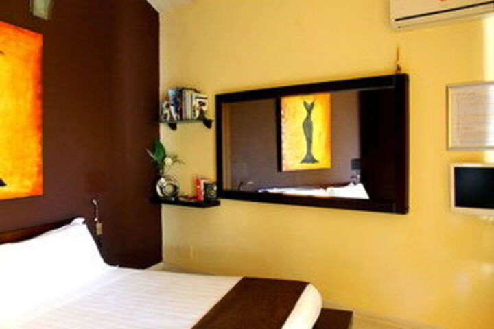 Room 100 of 191