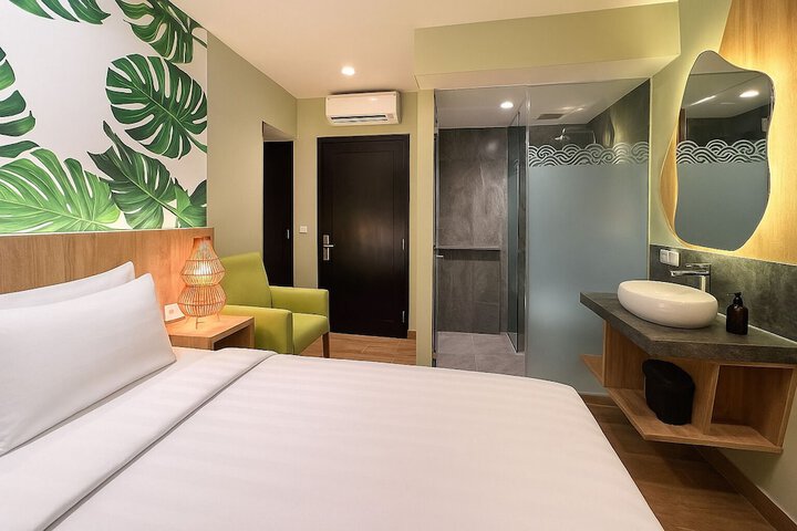 Room 17 of 25