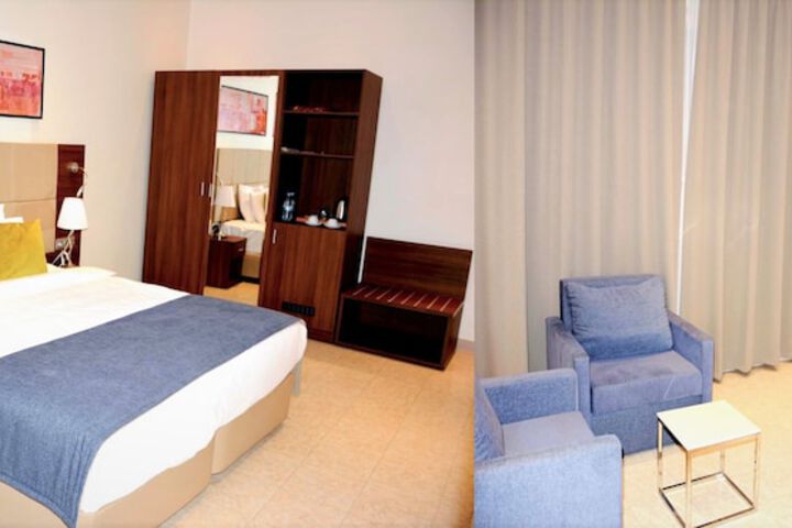 Room 14 of 31