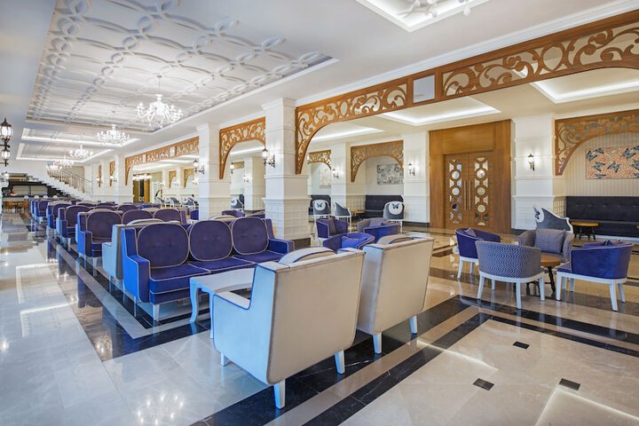 Hotel Lobby