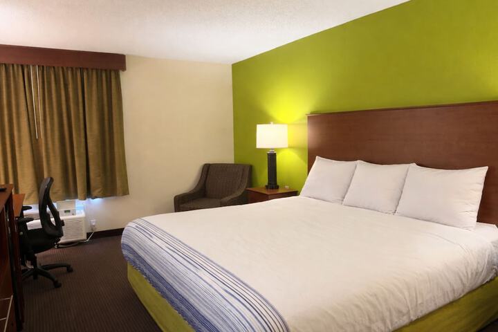 Room 2 of 45