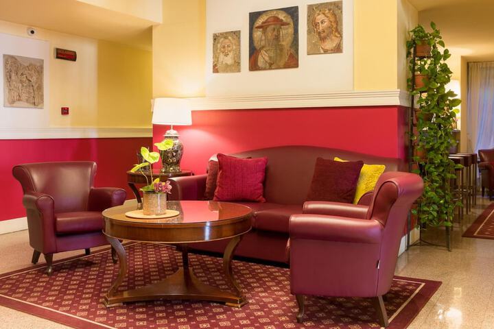 Hotel Lobby