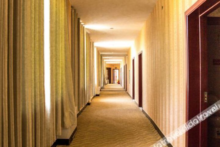 Hotel Interior 9 of 18