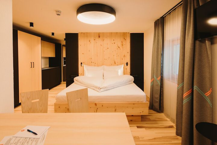Room 32 of 117