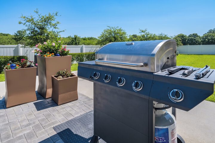BBQ/picnic area
