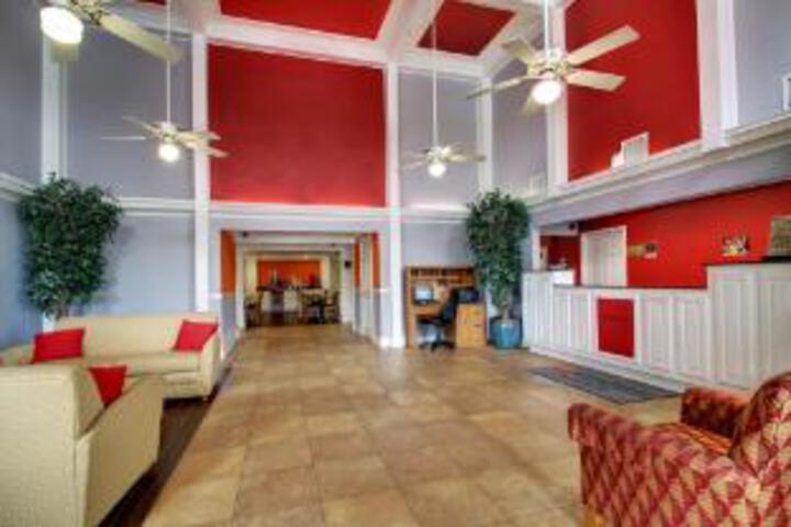 Image of Centerstone Inn & Suites