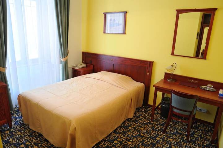 Room 20 of 61