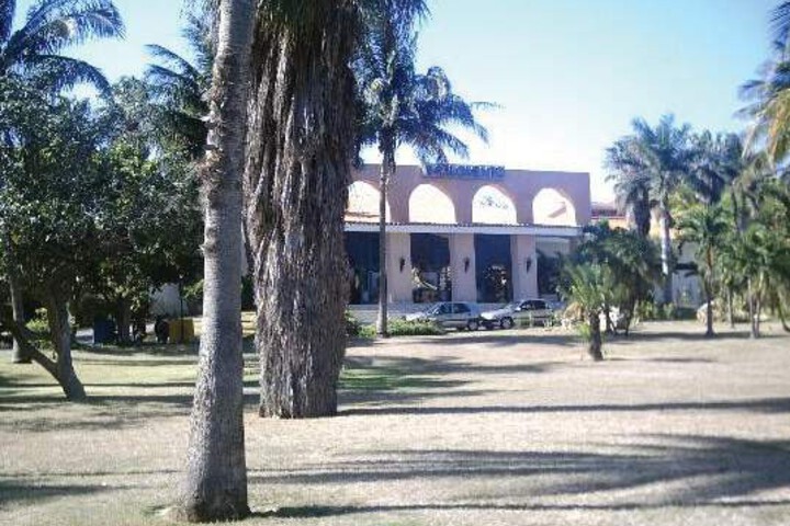 Hotel 5 of 5