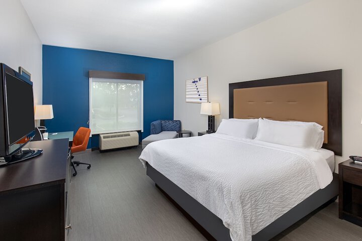 Room 12 of 53