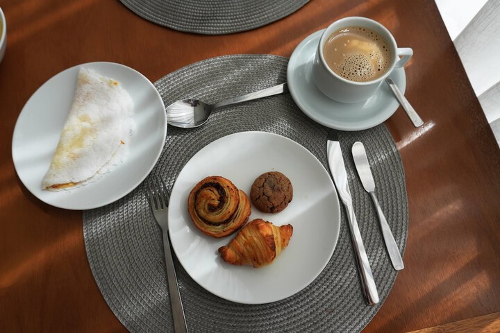 Dining 60 of 107