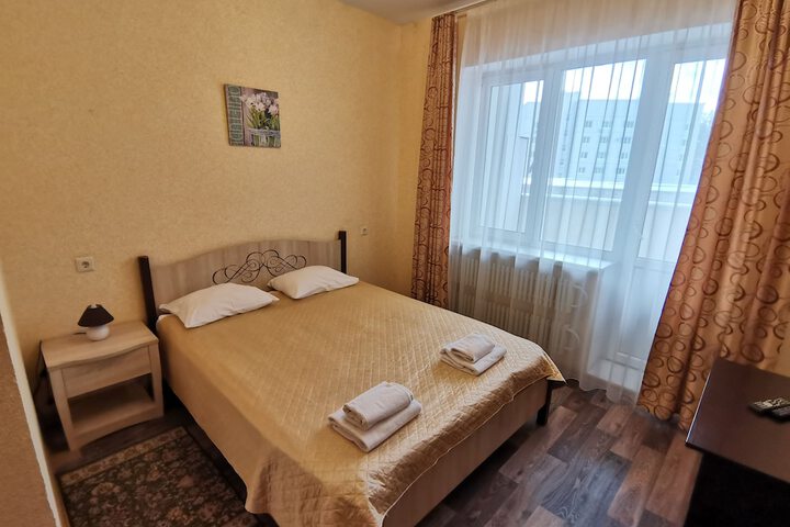 Room 6 of 34