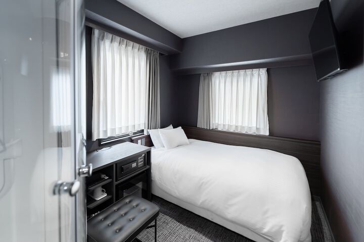 Room 7 of 53
