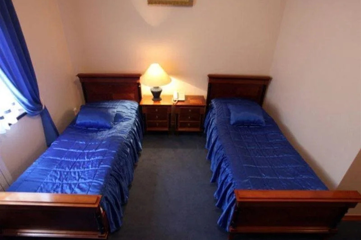 Room 5 of 23