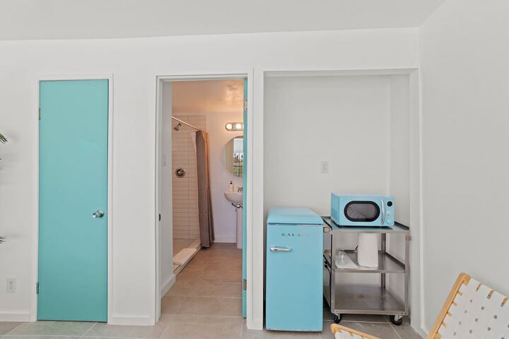 Room 21 of 59