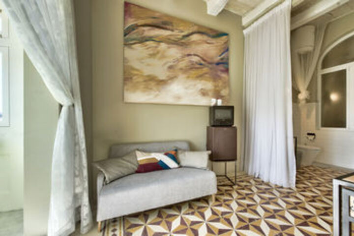 Room 20 of 27