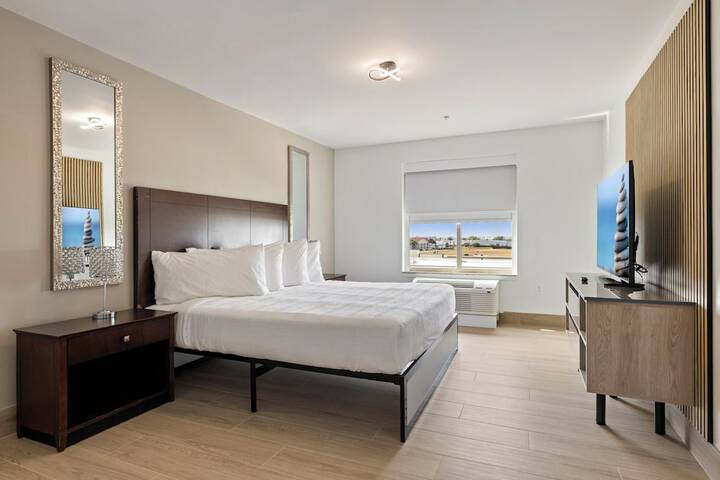 Room 9 of 35
