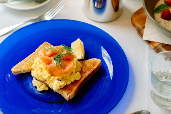 Breakfast/Coffee Service 8 of 42