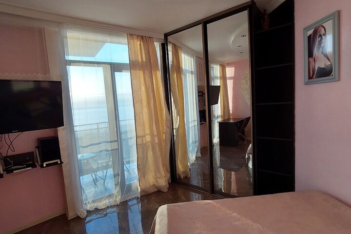 Room 20 of 101