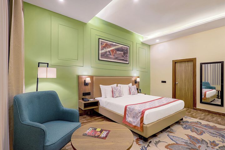 Room 3 of 21